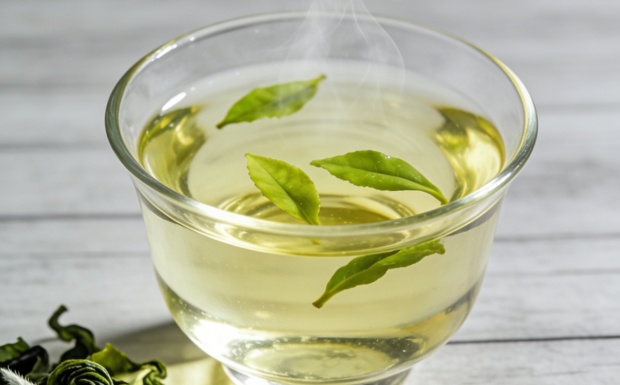 生成关于白鸡冠茶口感的图片_副本.jpg
